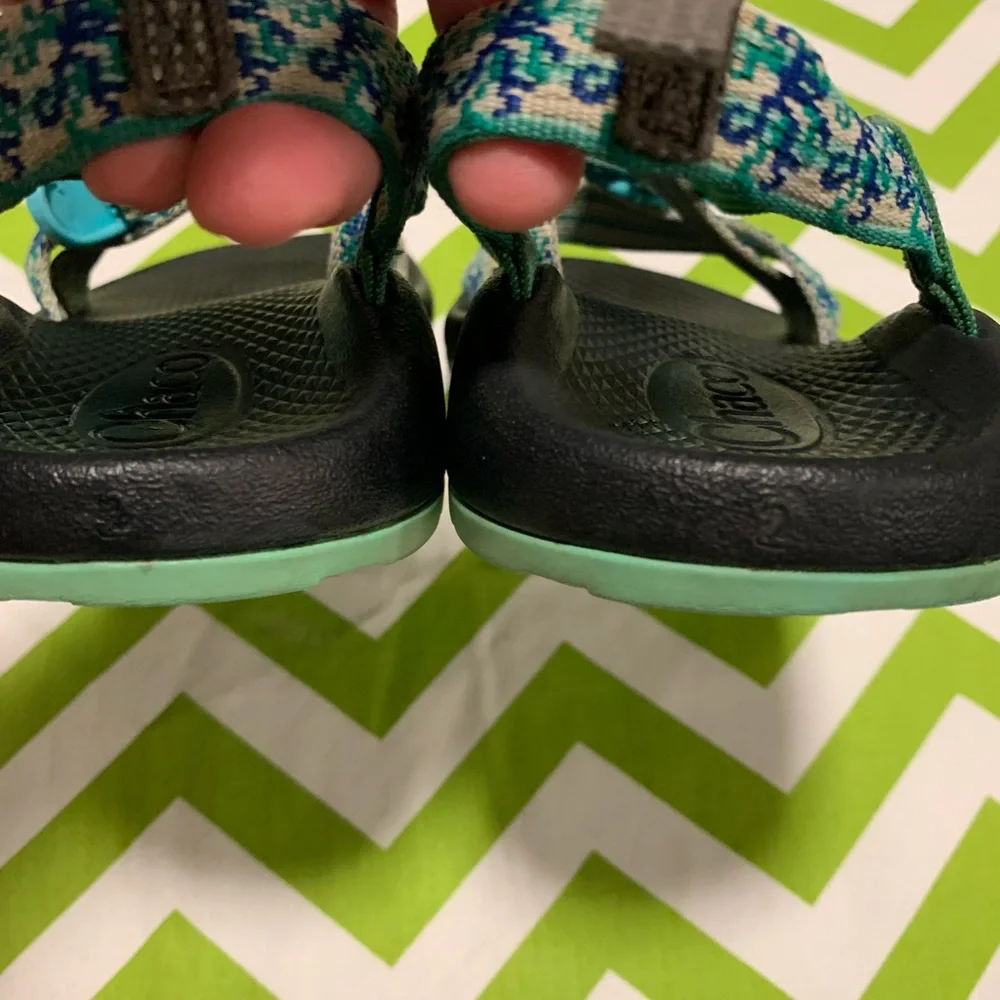 Girls Chaco sandals 2